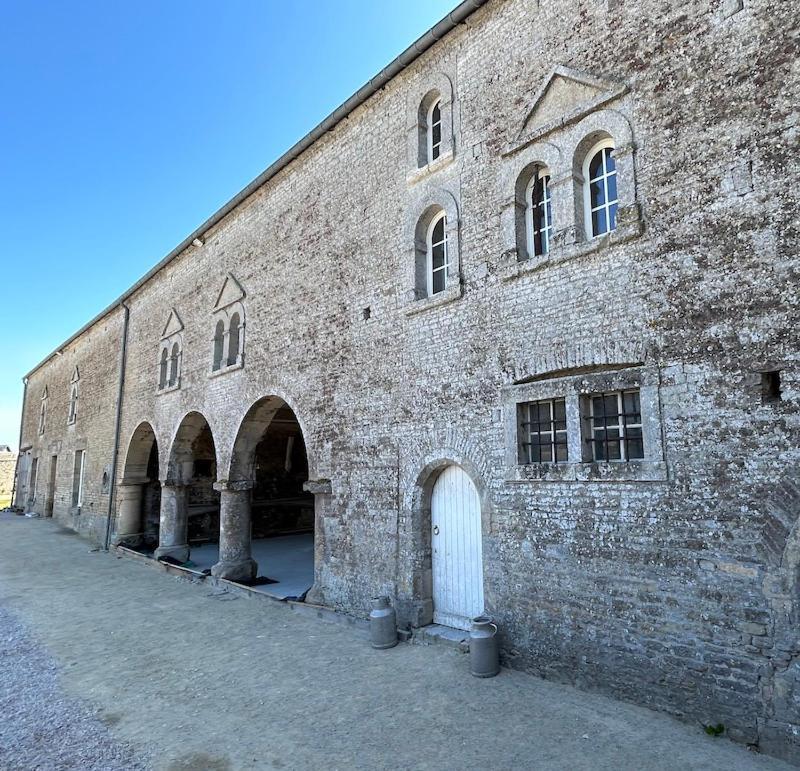 Chateau De Franquetot & D Day Collins Museum Sainte-Mère-Église Екстериор снимка